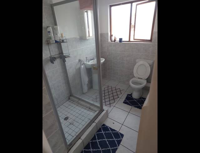 3 BEDROOM APARTMENT RENTED IN ARBORETUM